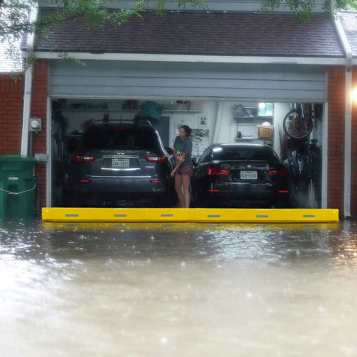 LTCANOPY Flood Barrier 10Ft Length 12Inch Height, Flood Sandbag Alternative, Lightweight Water Filled Flood Control Barrier,Reusable PVC Flood Prevention Tube for Door Garage Home(Yellow)