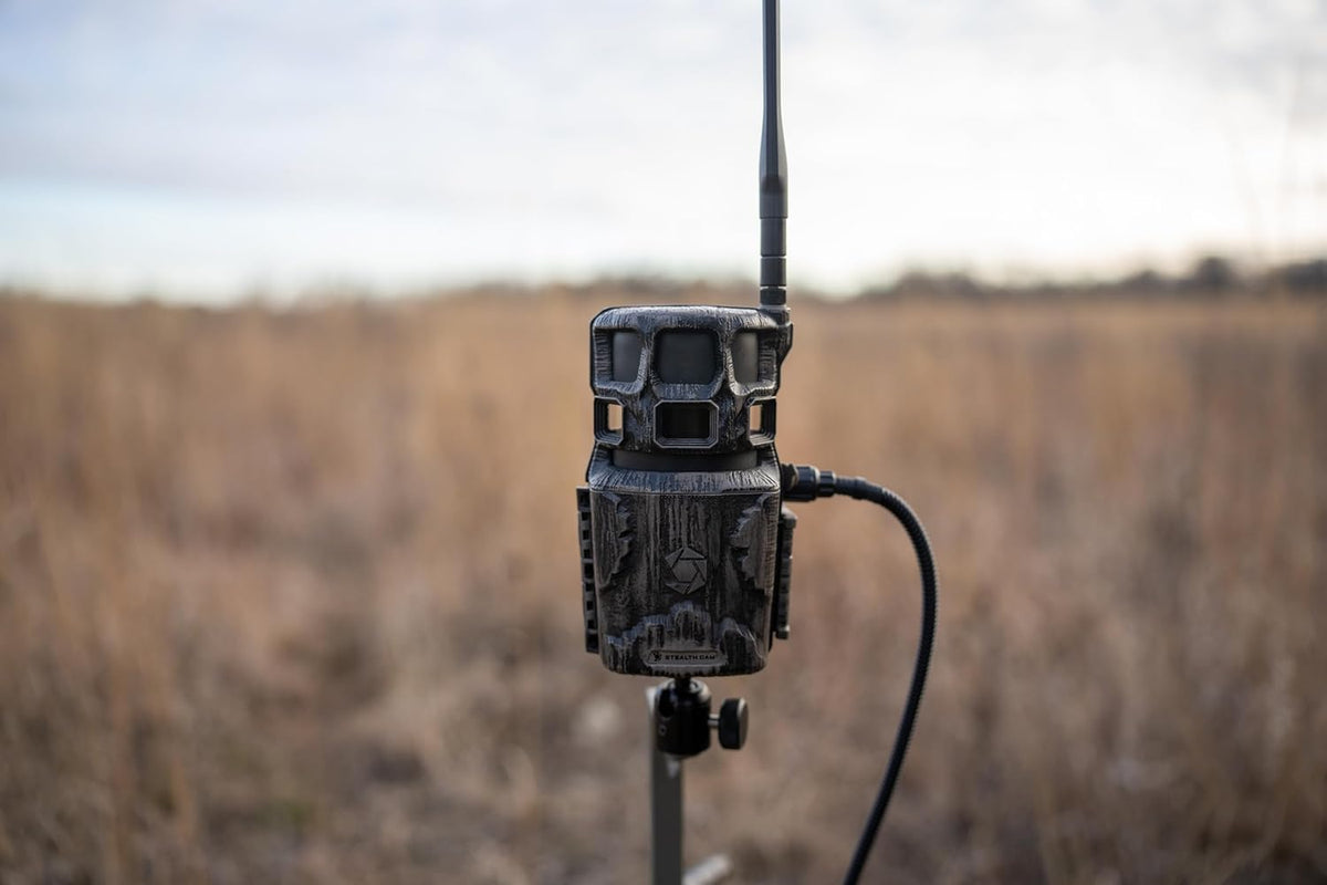 Stealth Cam Revolver Pro 2.0 – 360° Cellular Trail Camera with Auto-Scan, No-Glow IR Flash, 0.4s Trigger Speed, HD Video, Verizon/AT&T Compatible Includes Solar Panel & Cloth (1PK)