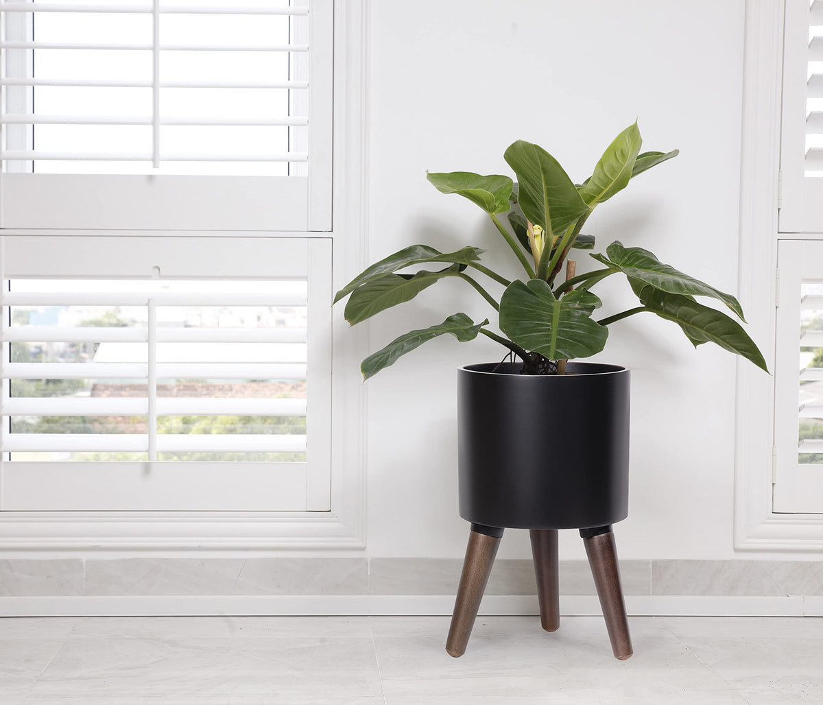 D'vine Dev 8 Inch Planter Pot with Stand, Mid-Century Tall Plant Pot with Legs for Indoor Plants, Small, Black, 88-O-A-2