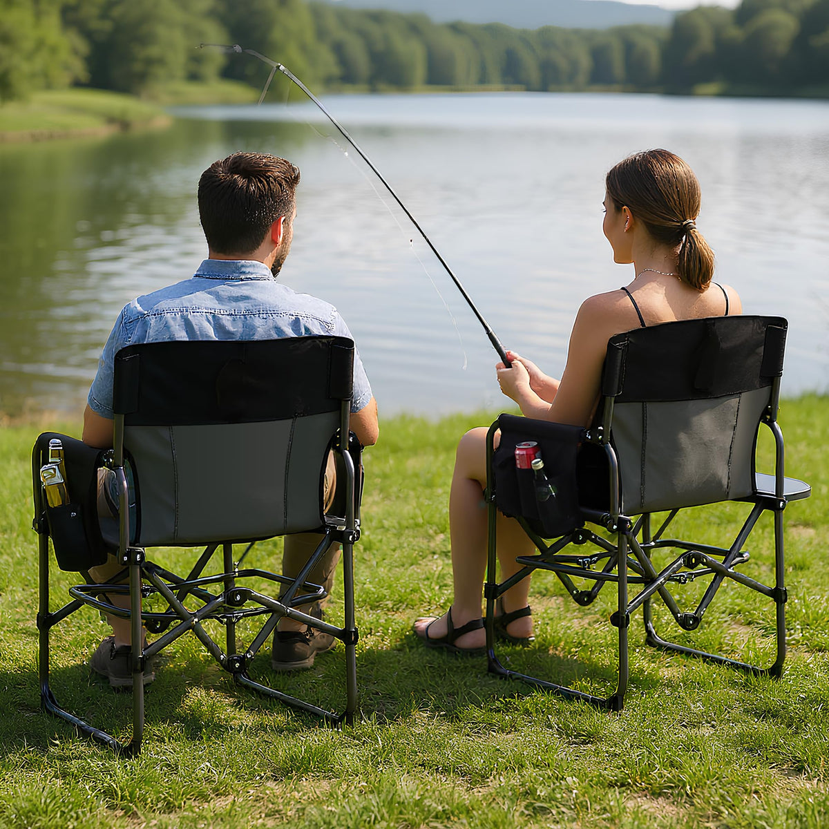 GarveeLife Oversized Directors Camping Chair Set of 2, Portable Folding Chair for Adults Support 400 LBS, Heavy Duty Lawn Chair with Side Table, for Camping, Sports, Picnic, Beach, Fishing, Black